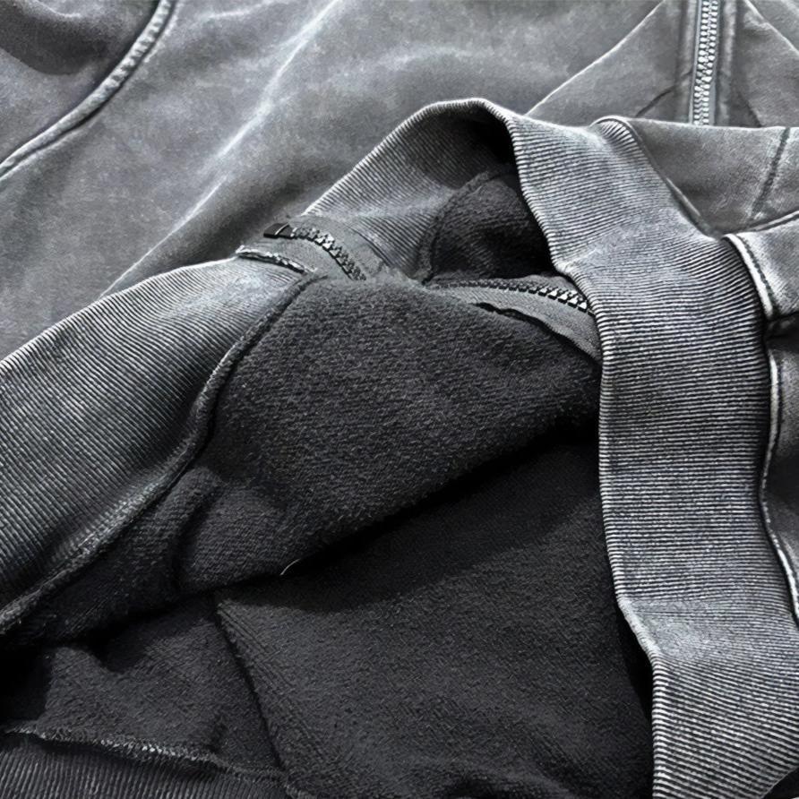 Noir Zip - detail view