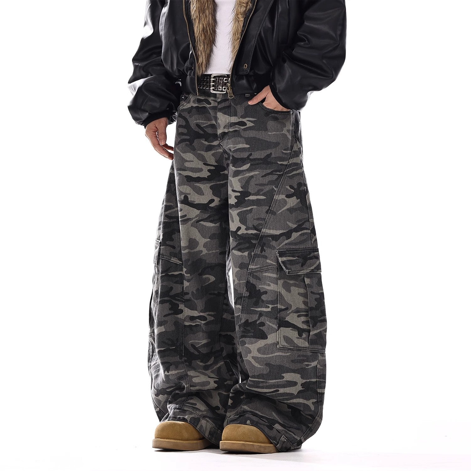 Terrain Cargo Pant - detail view
